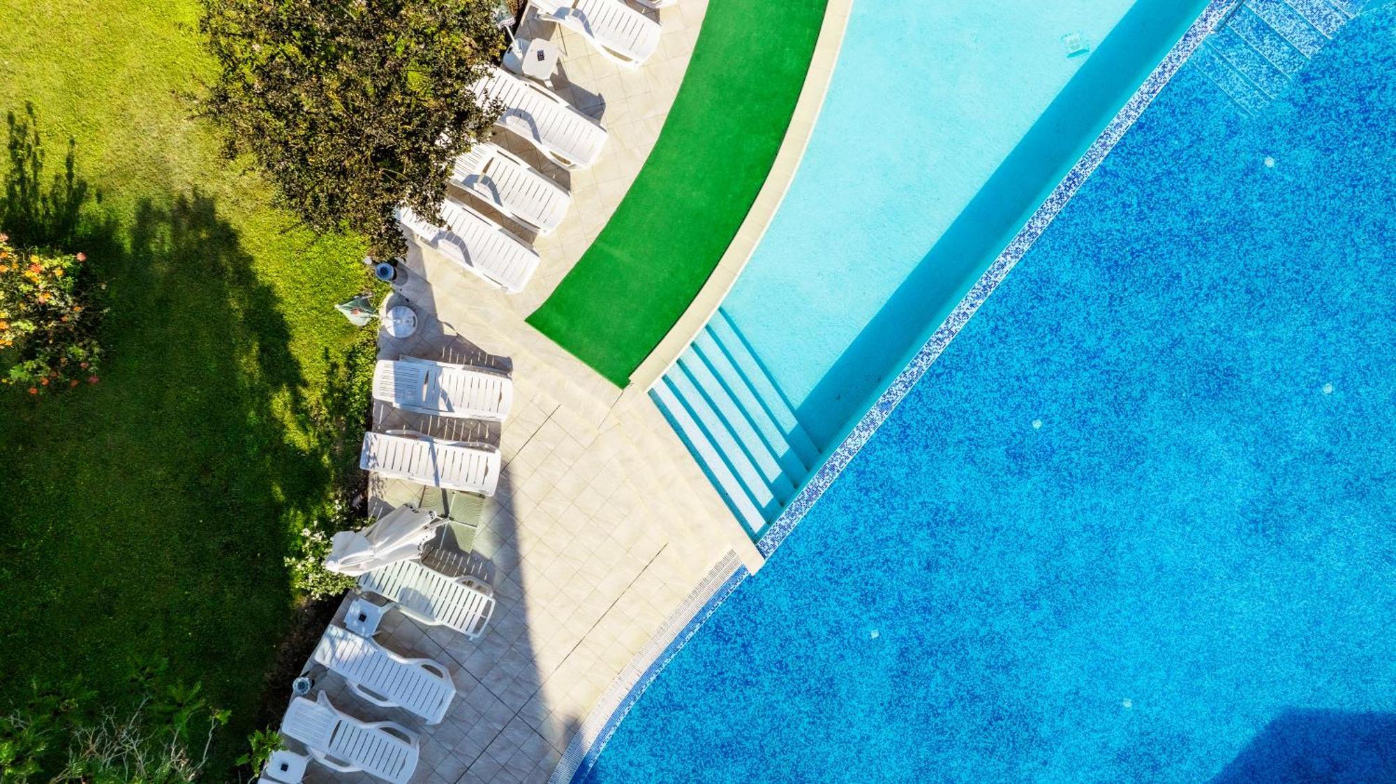 Aparthotel Hotel Prestige City II Primorsko Eksteriør bilde
