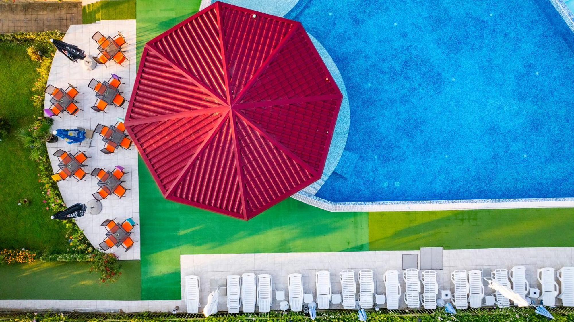 Aparthotel Hotel Prestige City II Primorsko Eksteriør bilde