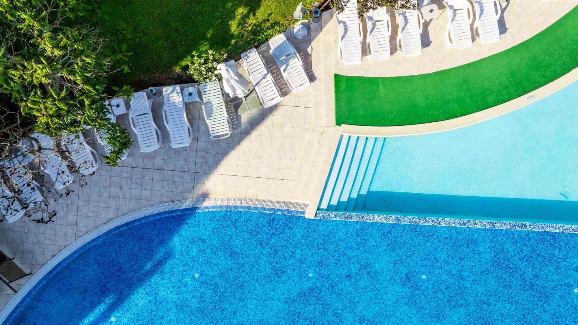 Aparthotel Hotel Prestige City II Primorsko Eksteriør bilde