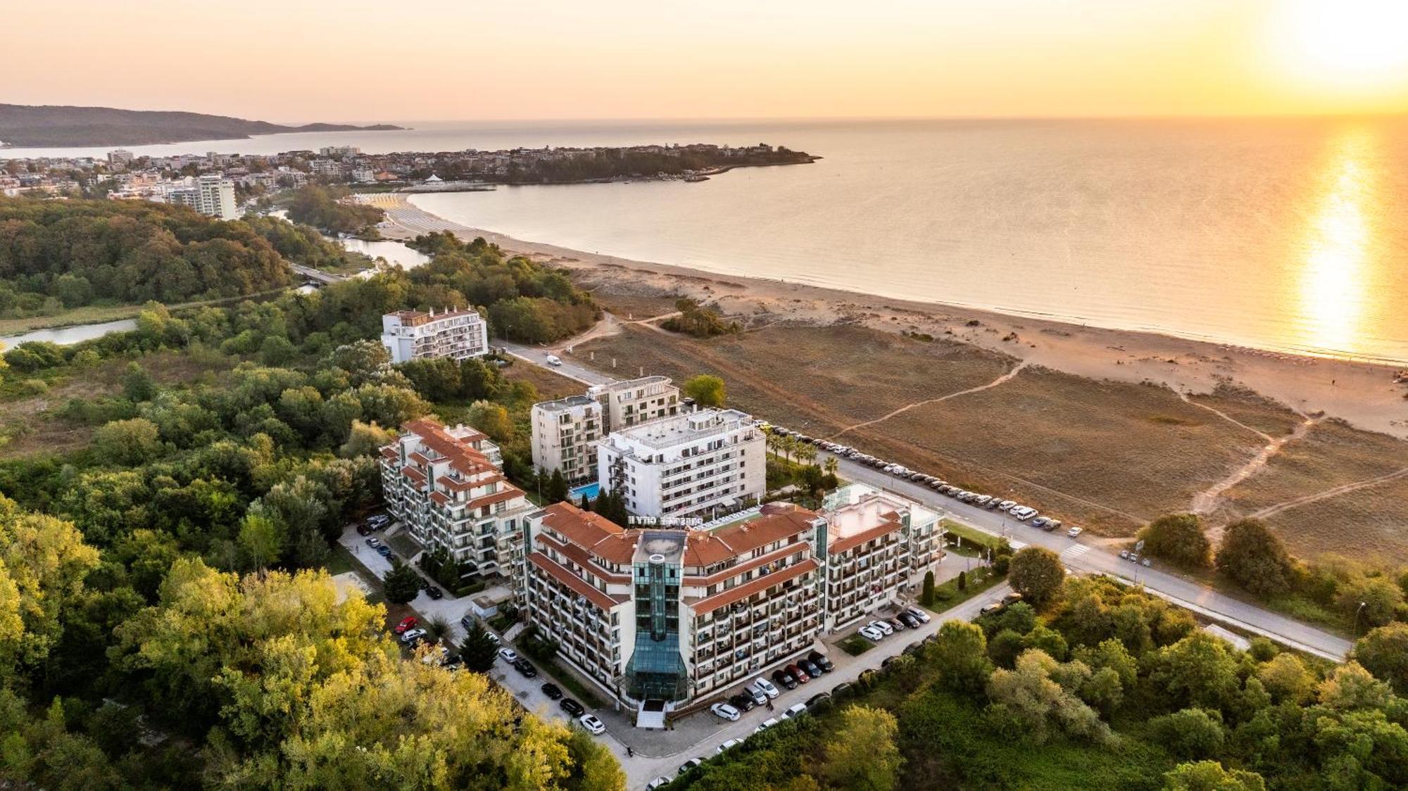 Aparthotel Hotel Prestige City II Primorsko Eksteriør bilde