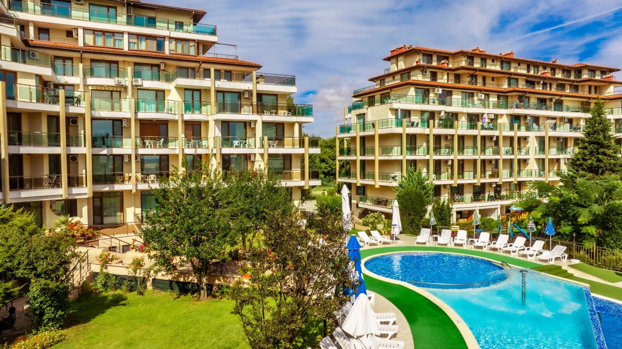 Aparthotel Hotel Prestige City II Primorsko Eksteriør bilde