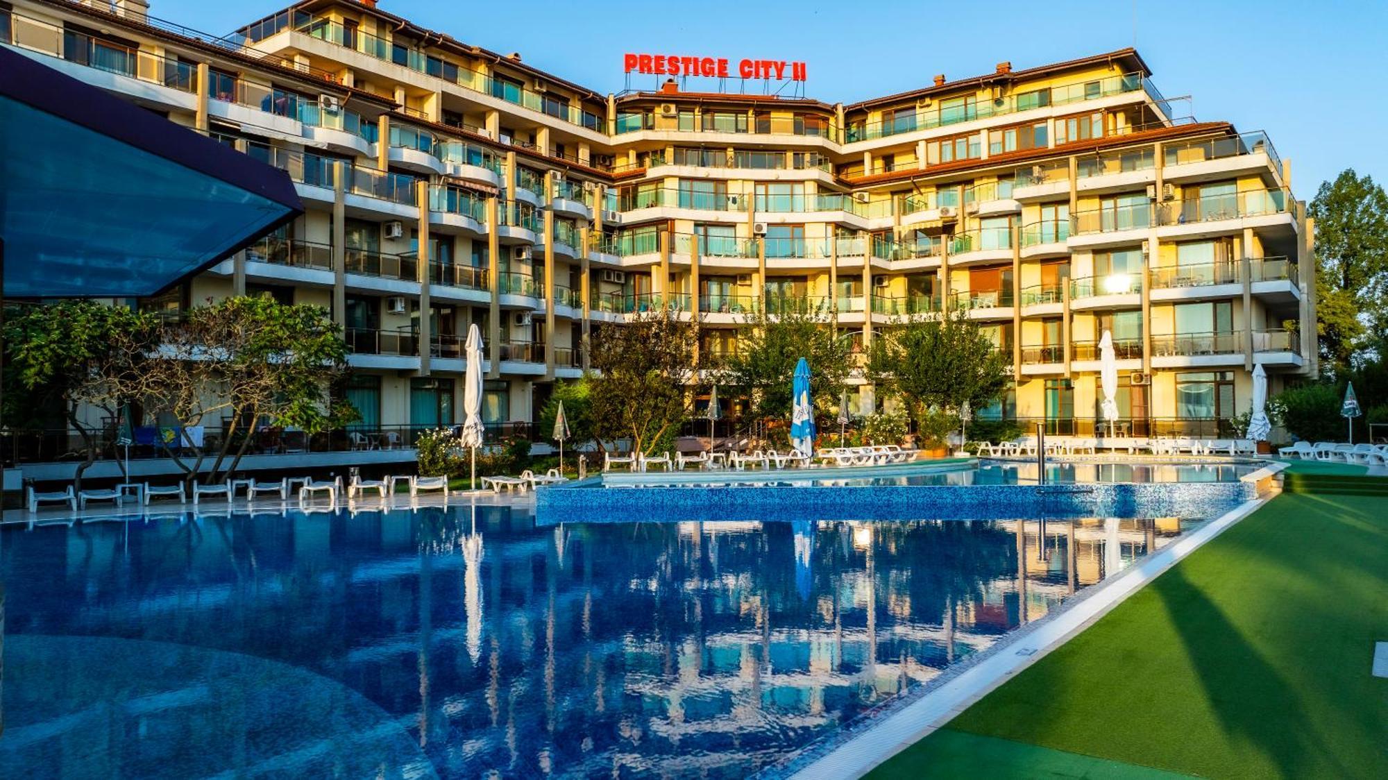 Aparthotel Hotel Prestige City II Primorsko Eksteriør bilde