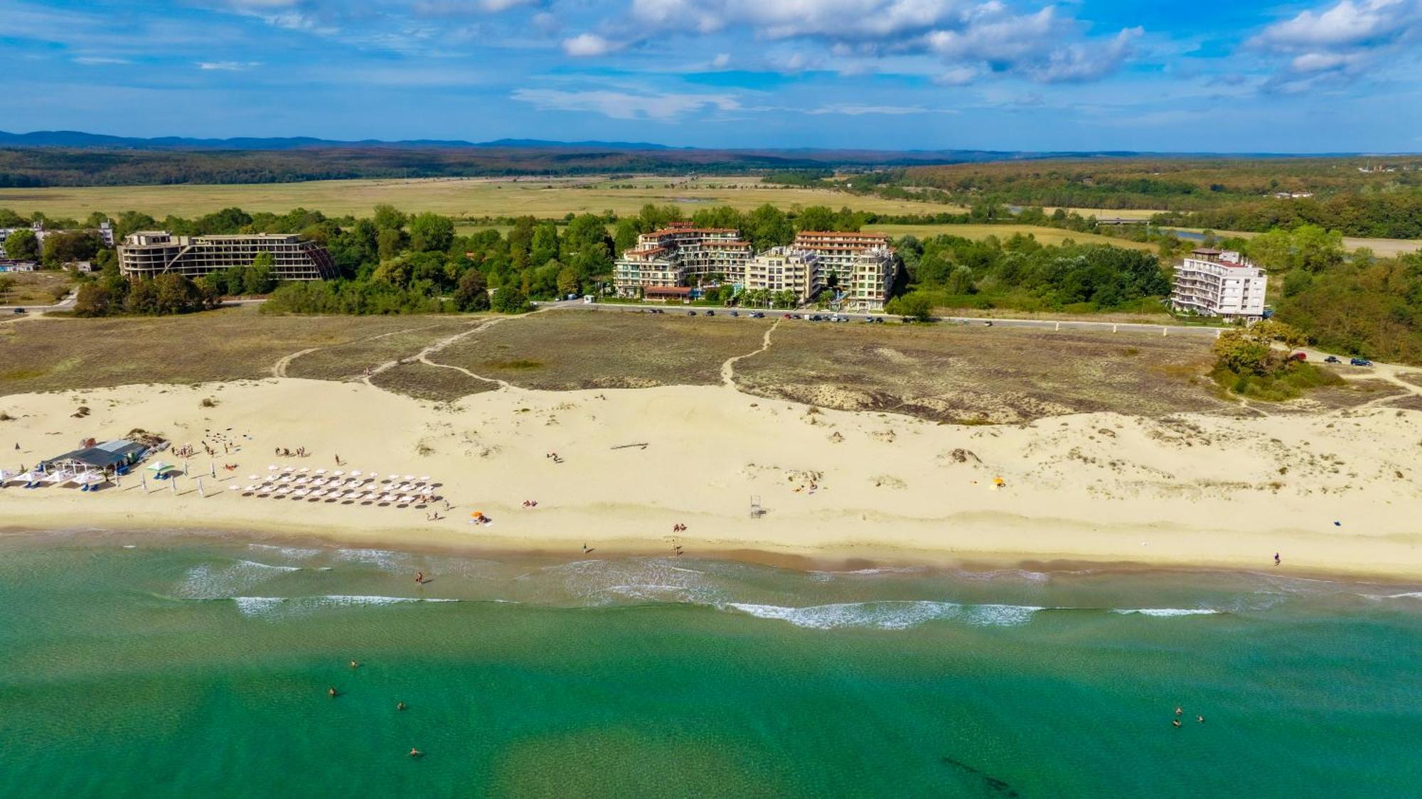 Aparthotel Hotel Prestige City II Primorsko Eksteriør bilde