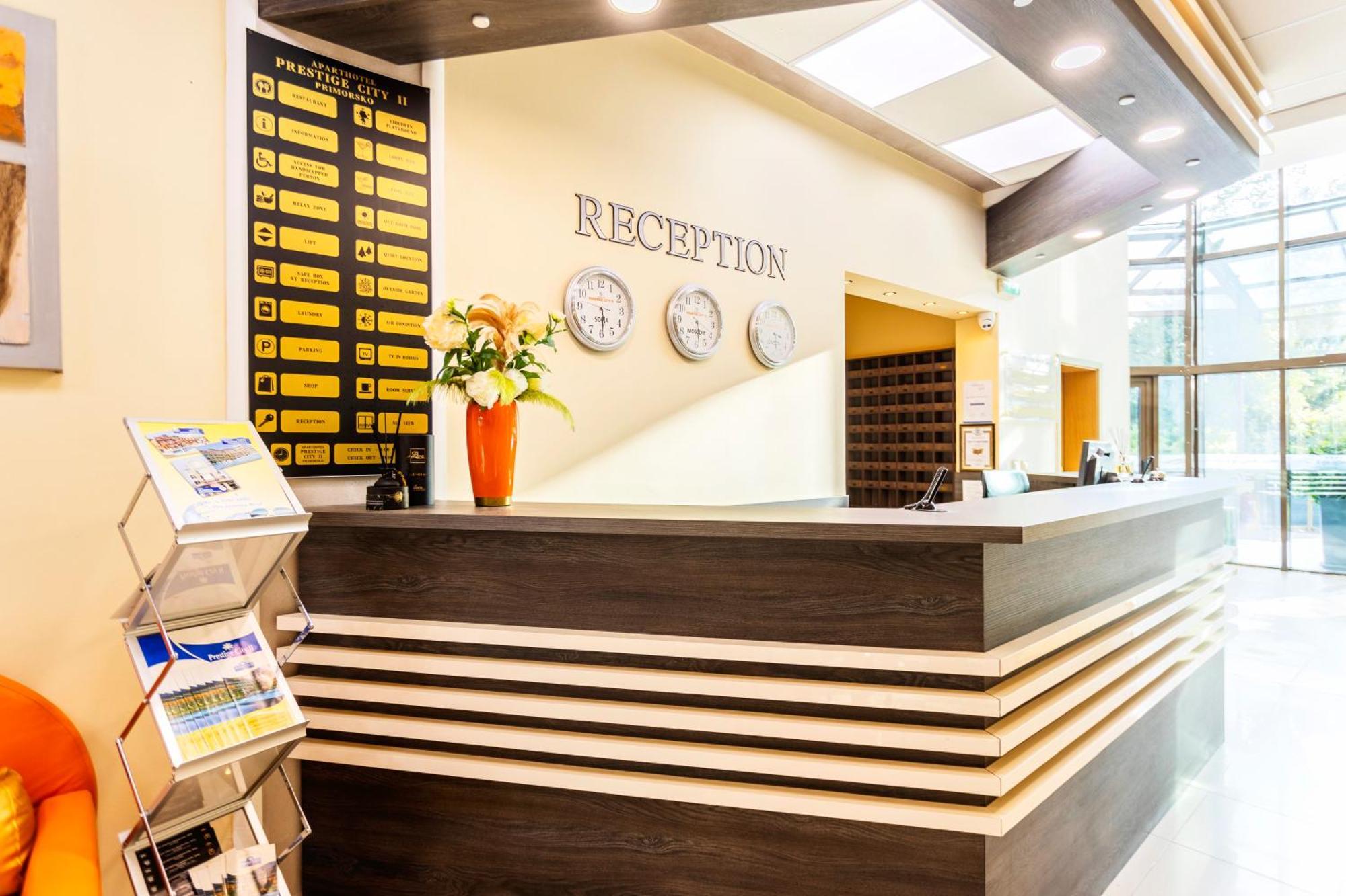Aparthotel Hotel Prestige City II Primorsko Eksteriør bilde