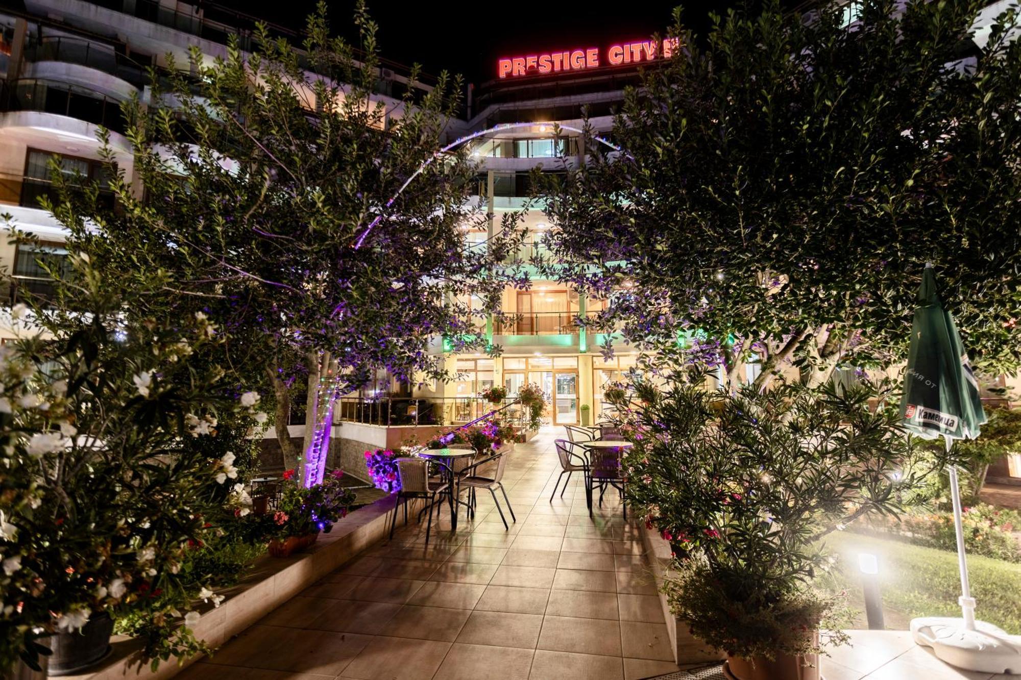 Aparthotel Hotel Prestige City II Primorsko Eksteriør bilde