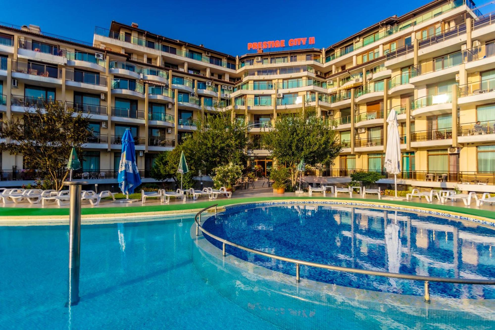 Aparthotel Hotel Prestige City II Primorsko Eksteriør bilde