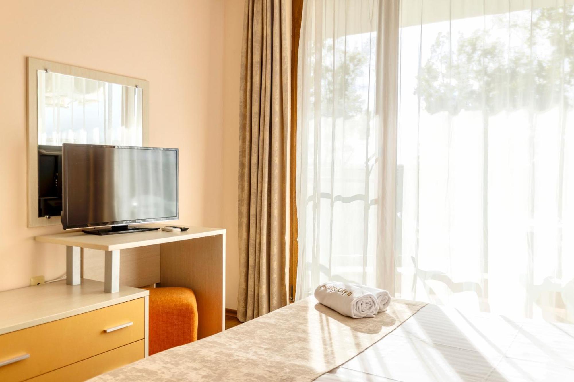 Aparthotel Hotel Prestige City II Primorsko Eksteriør bilde