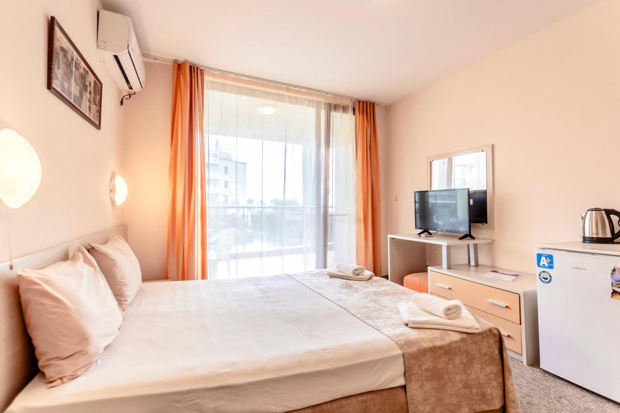 Aparthotel Hotel Prestige City II Primorsko Eksteriør bilde